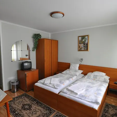 فندق Atrium Štúrovo