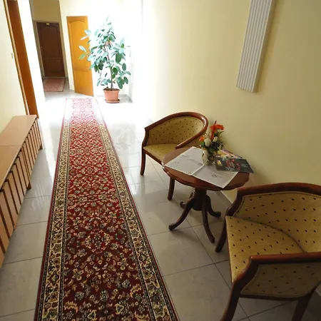 Atrium Отель 3*