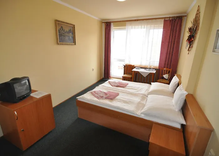 Atrium 3*